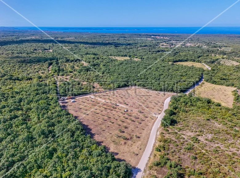 Land 13 842 m² Vodnjan, Croatia