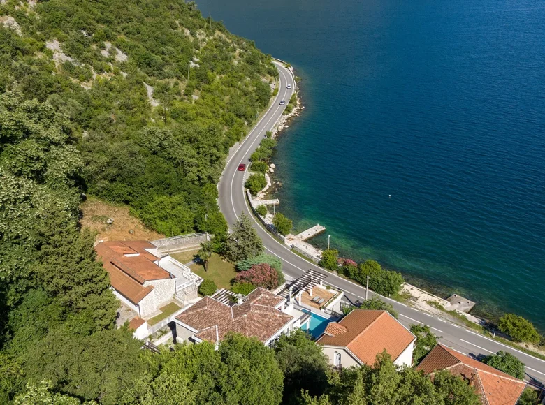 Villa 7 chambres 405 m² Strp, Monténégro