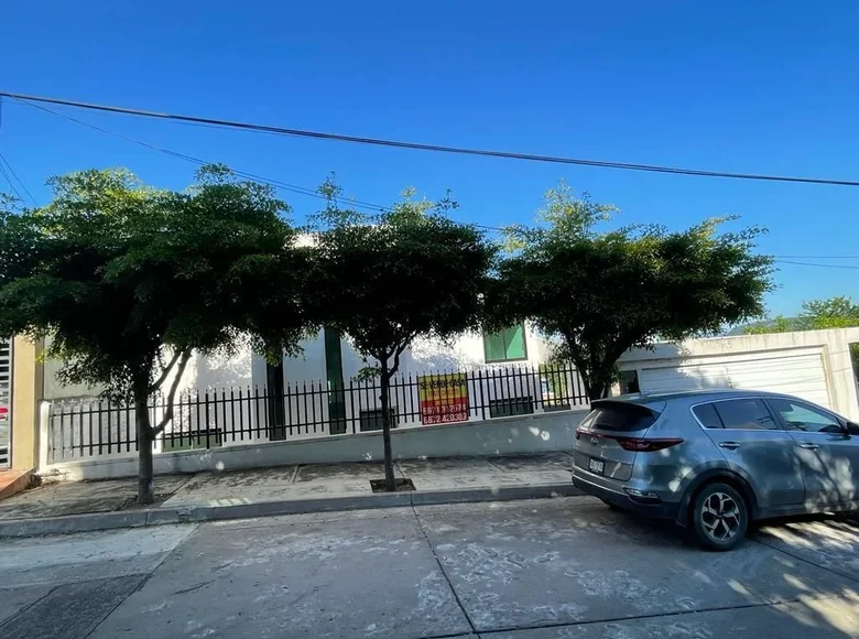 3 bedroom house 273 m² Culiacan Rosales, Mexico