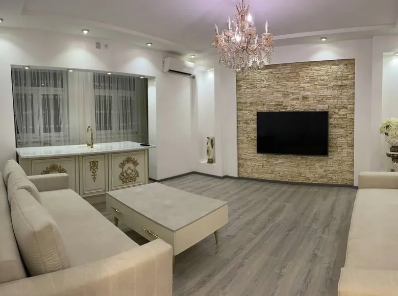 Kvartira 3 xonalar 80 m² Toshkentda