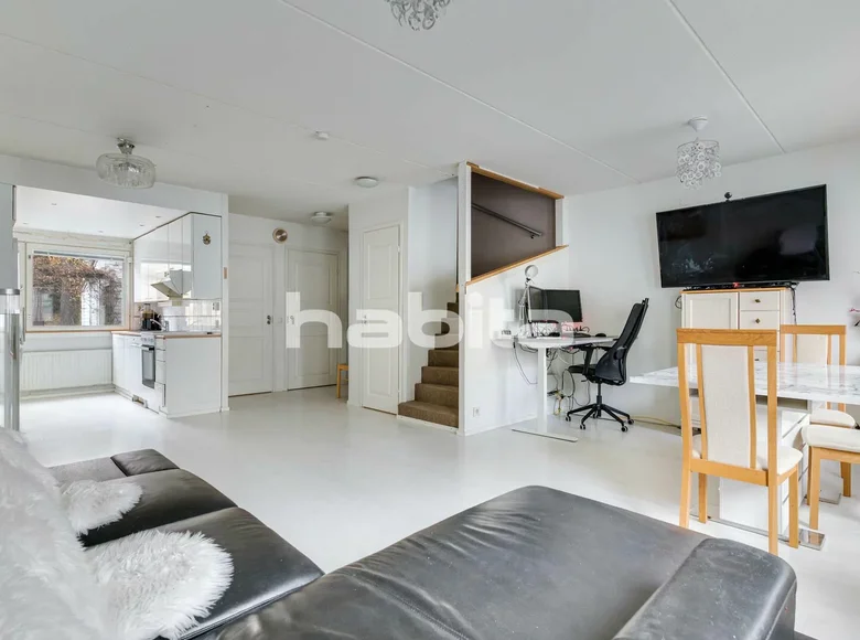 Apartamento 4 habitaciones 87 m² Helsinki sub-region, Finlandia