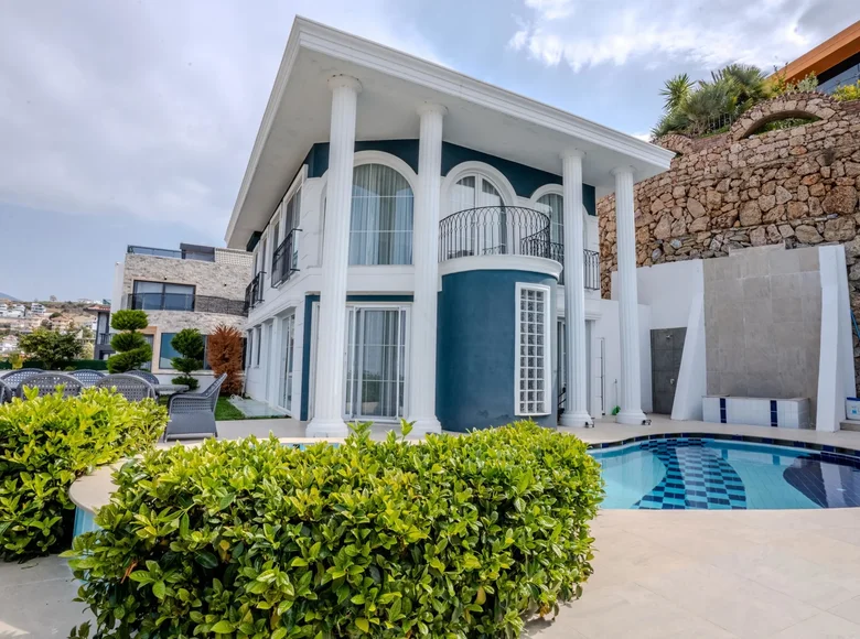 villa de 5 chambres 220 m² Kargicak, Turquie