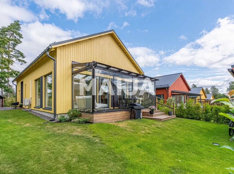 Дом 4 комнаты 91 м² Helsinki sub region, Финляндия