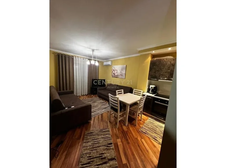 1 bedroom apartment 72 m² Golem, Albania