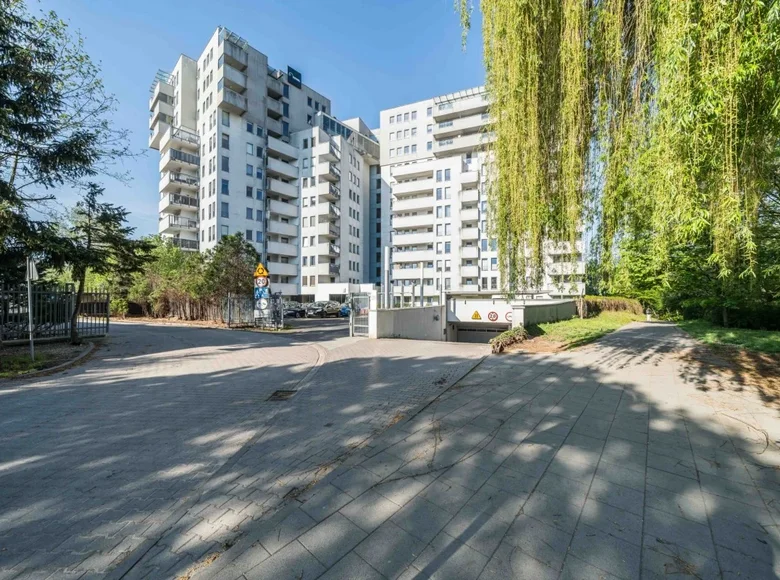 Mieszkanie 3 pokoi 81 m² Poznań, Polska