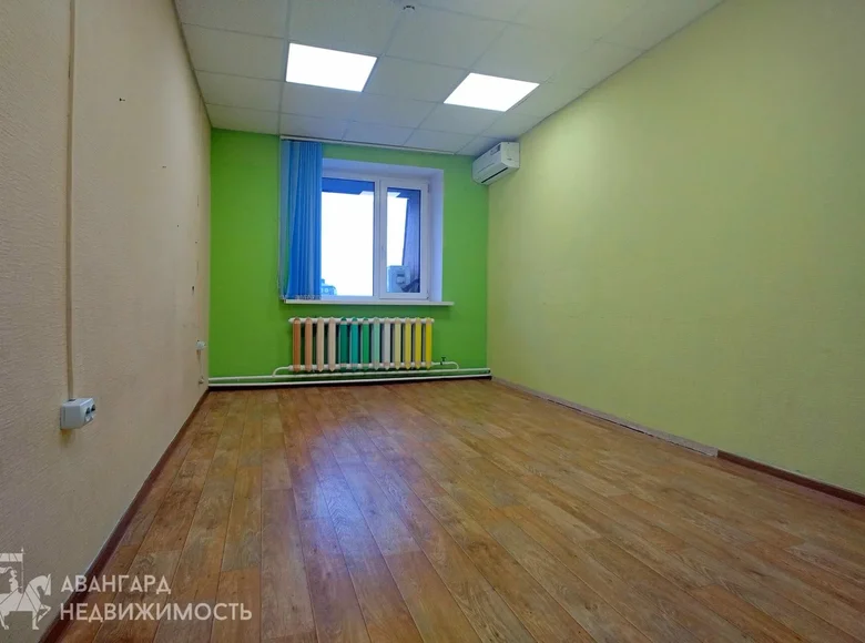 Office 1 room 52 m² in Minsk, Belarus