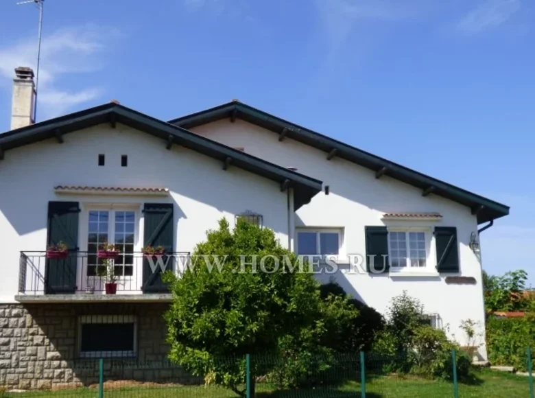 6 bedroom house 265 m² Biarritz, France