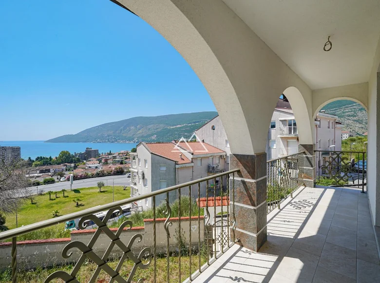 Villa 13 zimmer 360 m² Herceg Novi, Montenegro