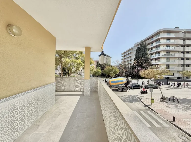 Квартира 2 спальни 79 м² Фуэнхирола, Испания