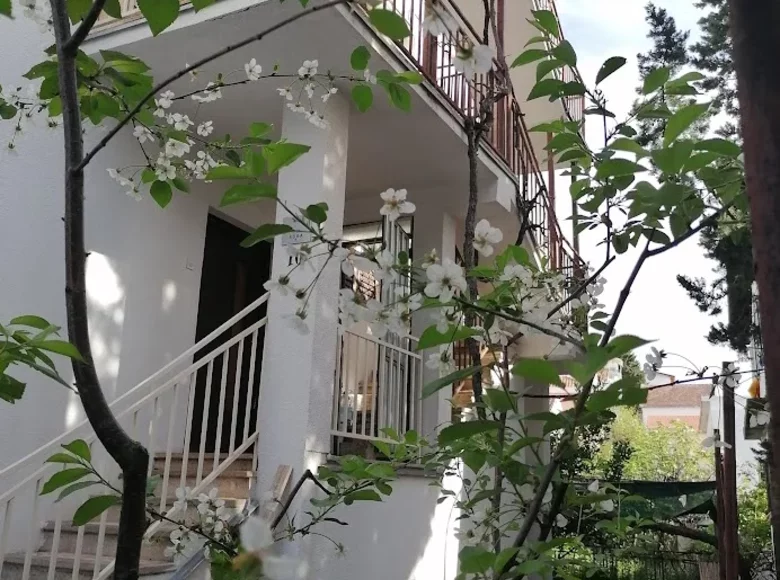 Casa 4 habitaciones 197 m² Montenegro, Montenegro