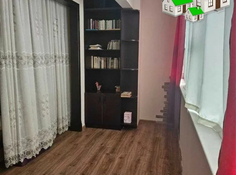 Kvartira 2 xonalar 60 m² Toshkentda