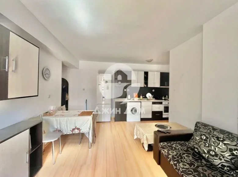 Mieszkanie 3 pokoi 73 m² Tankovo, Bułgaria