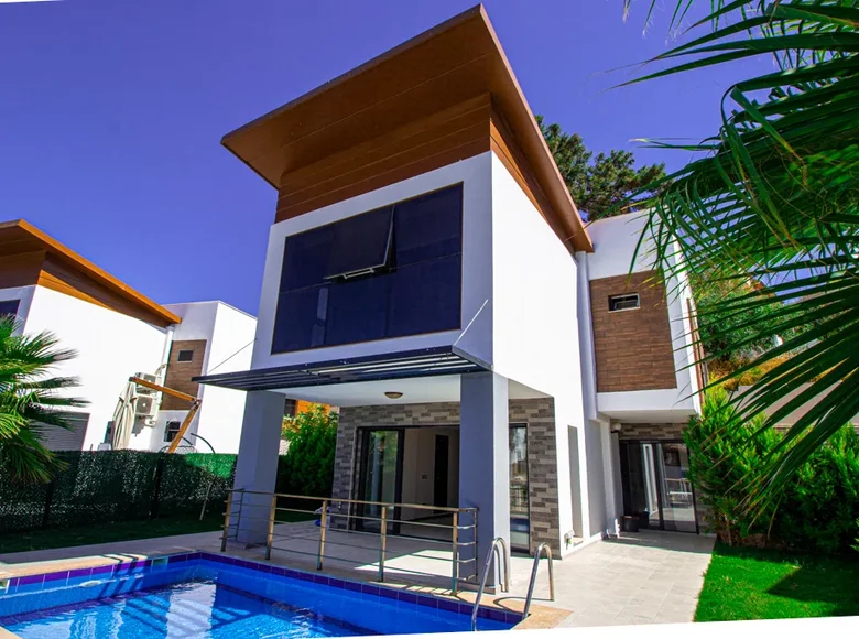 Villa de 3 habitaciones 340 m² Kusadasi, Turquía
