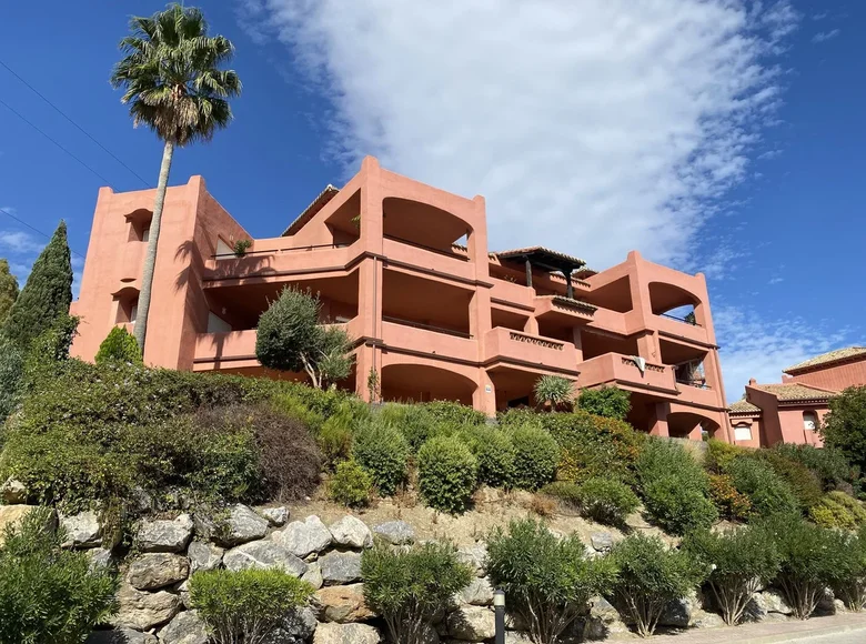 Mieszkanie 3 pokoi 180 m² Benalmadena, Hiszpania
