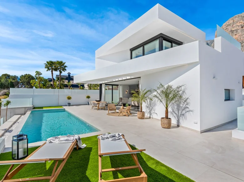 3 bedroom villa 307 m² Polop, Spain