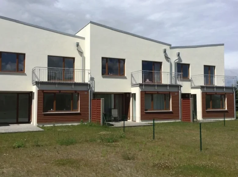 Adosado 4 habitaciones 165 m² Pinki, Letonia