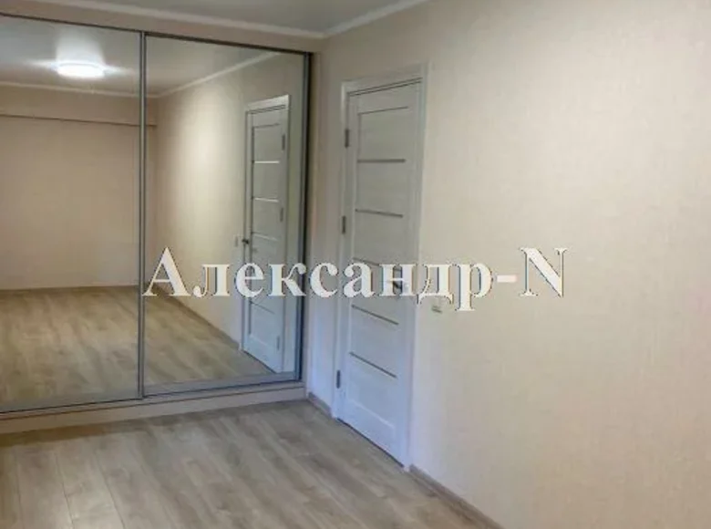 Mieszkanie 2 pokoi 57 m² Odessa, Ukraina