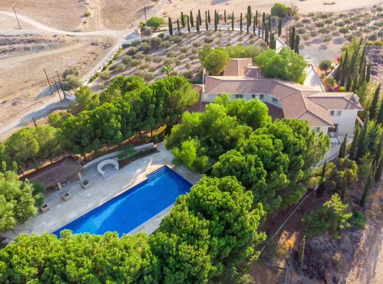 Villa de 5 pièces  Strovolos, Bases souveraines britanniques