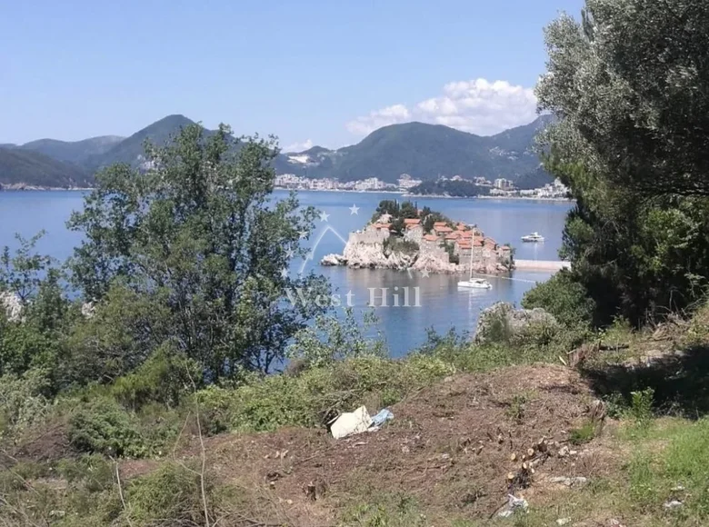 Atterrir  Sveti Stefan, Monténégro