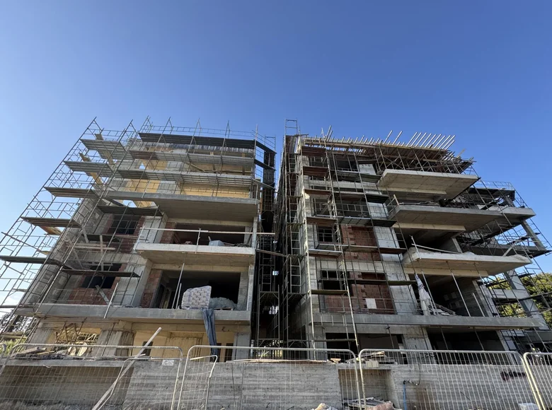 Mieszkanie 3 pokoi 117 m² Demos Agiou Athanasiou, Cypr