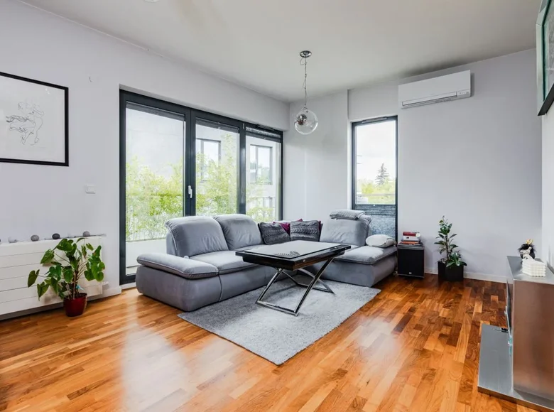 Wohnung 3 zimmer 77 m² Warschau, Polen