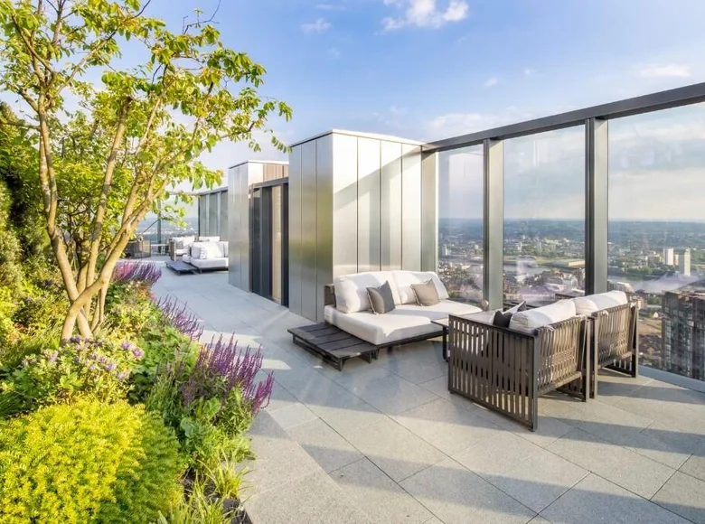 2 bedroom apartment 91 m² London, United Kingdom