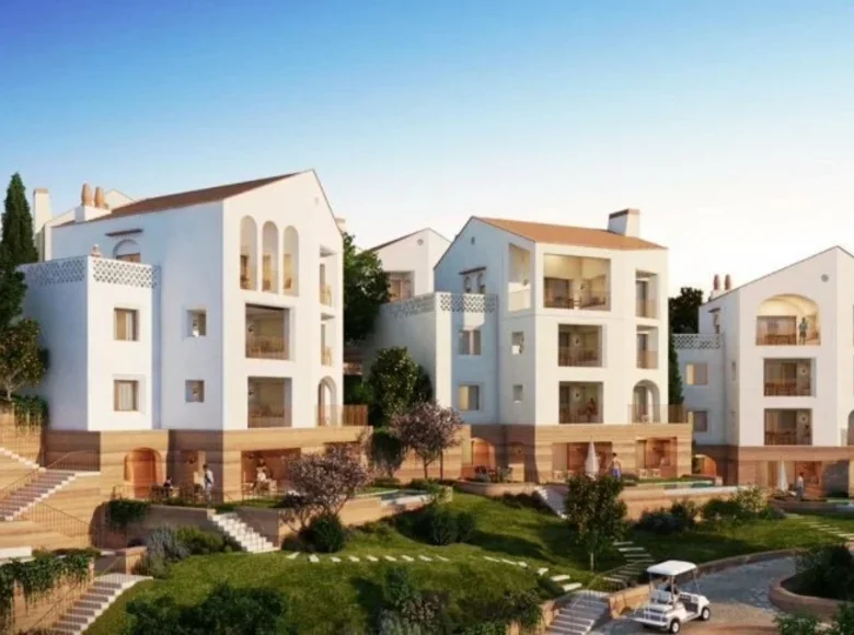 2 bedroom apartment 146 m² Quarteira, Portugal