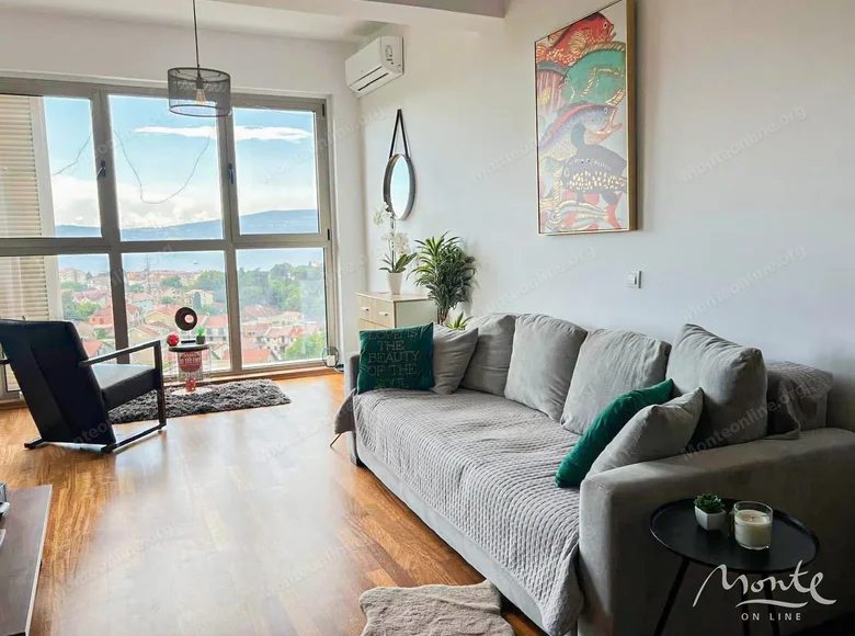 Apartamento 1 habitacion 56 m² Tivat, Montenegro