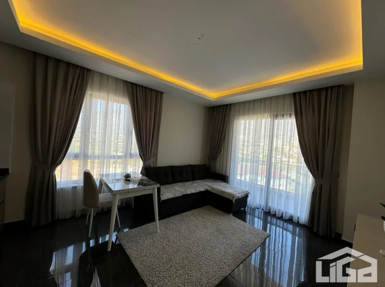 Mieszkanie 2 pokoi 60 m² Alanya, Turcja