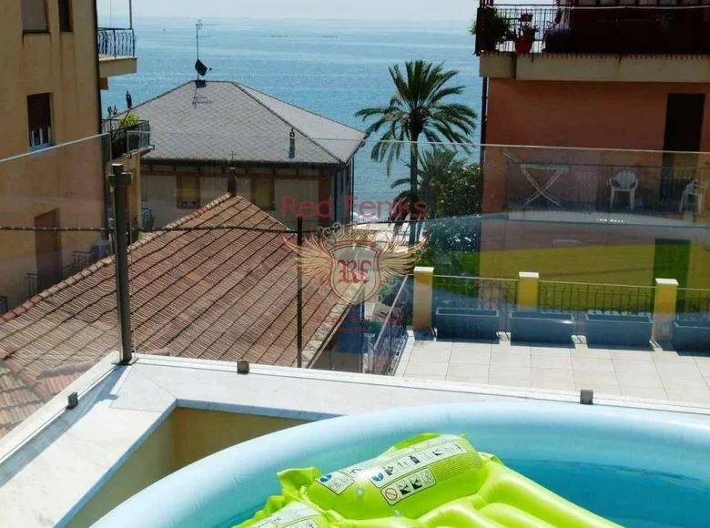 4 bedroom apartment 170 m² Alassio, Italy