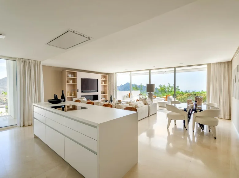 Apartamento 3 habitaciones 232 m² Ojen, Španjolska