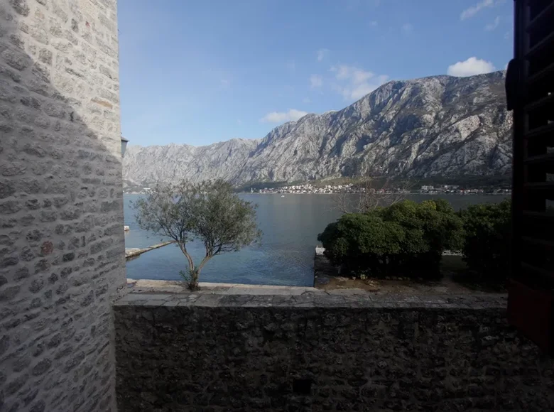 Maison 9 chambres 230 m² Kotor, Monténégro