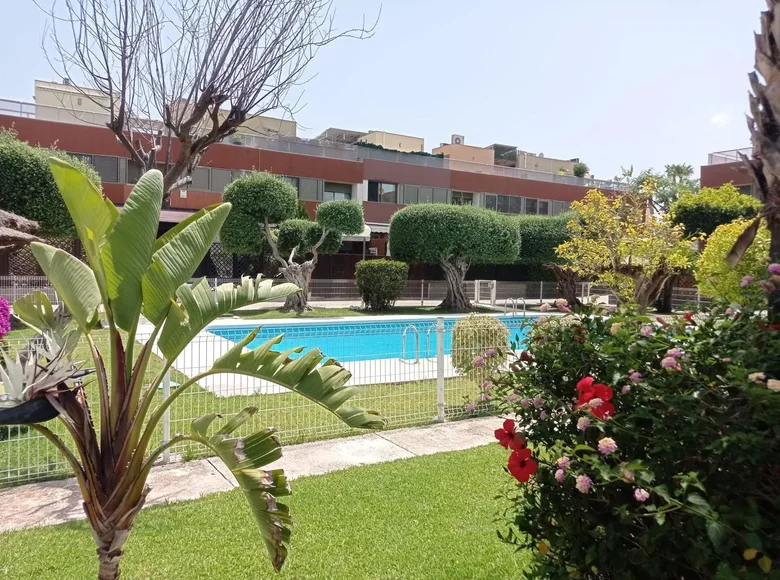 Haus 5 zimmer  Alicante, Spanien
