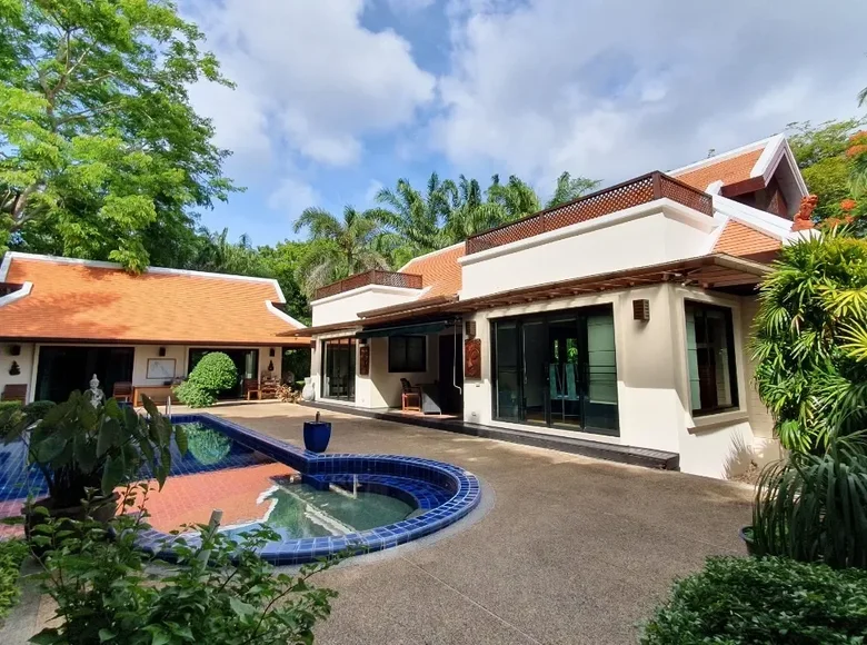 Villa de 4 habitaciones 536 m² Phuket, Tailandia