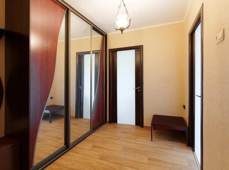 Mieszkanie 3 pokoi 68 m² Mińsk, Białoruś