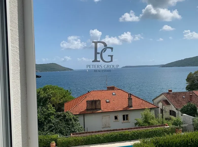 3 bedroom apartment 60 m² Herceg Novi, Montenegro