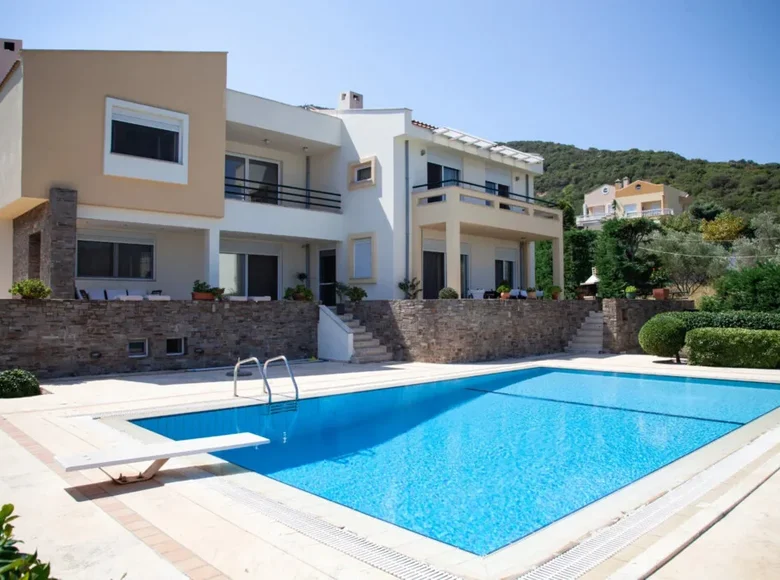 Villa de 5 pièces 613 m² Nea Iraklitsa, Grèce