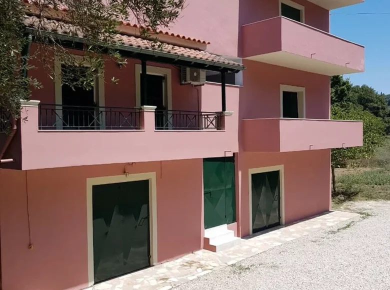 Cottage 2 bedrooms 400 m² Glyfada, Greece