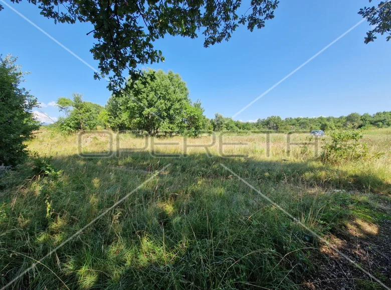 Land 1 517 m² Lazarici, Croatia