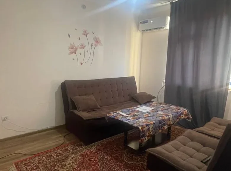 Kvartira 3 xonalar 54 m² Farg'onada