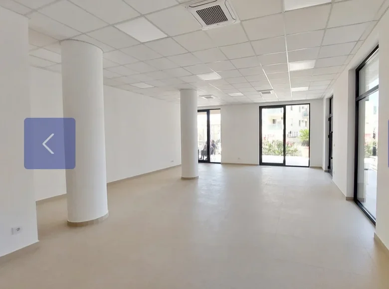 Commercial property 85 m² in Budva, Montenegro