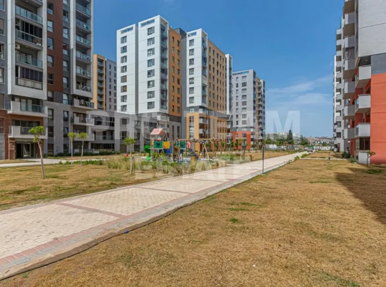 2 bedroom apartment 70 m² Kepez, Turkey