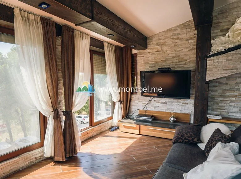 Haus 10 Schlafzimmer 364 m² Bar, Montenegro