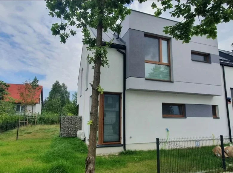 4 room house for sale in Warsaw, Poland for €190,158 listing 1765866