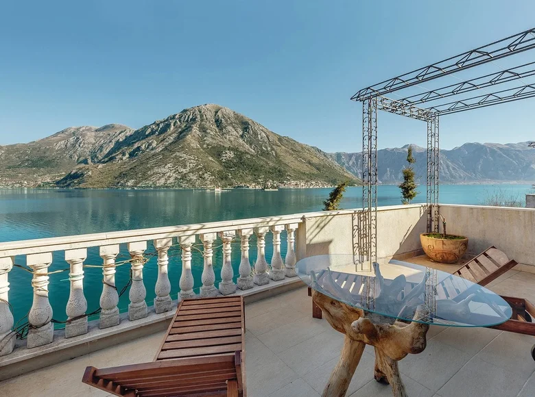 Apartamento 3 habitaciones 92 m² Kostanjica, Montenegro
