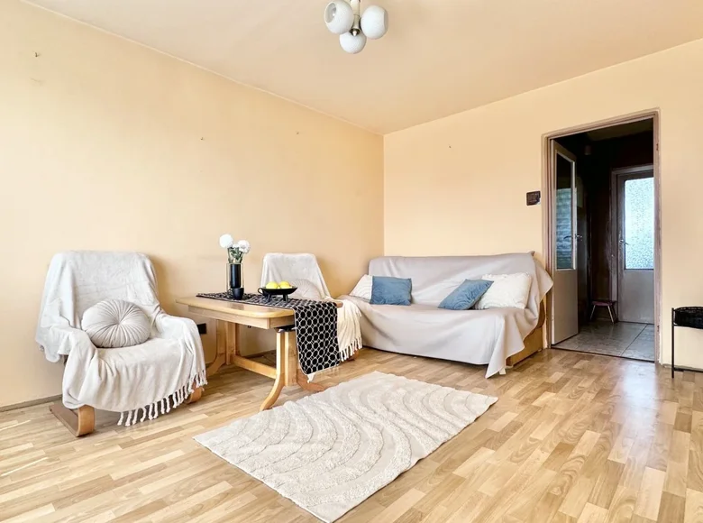 2 room apartment 43 m² Lodz, Poland