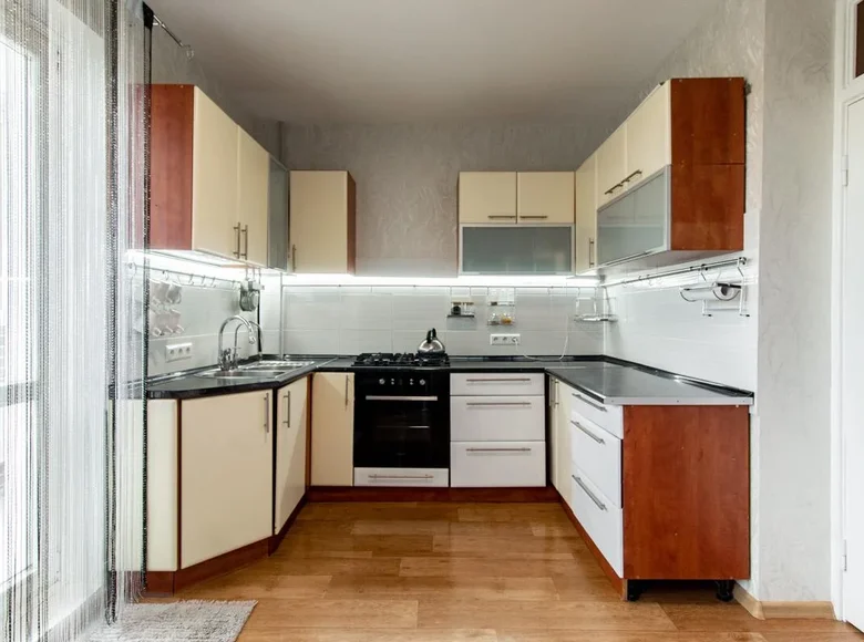 3 room apartment 90 m² Minsk, Belarus
