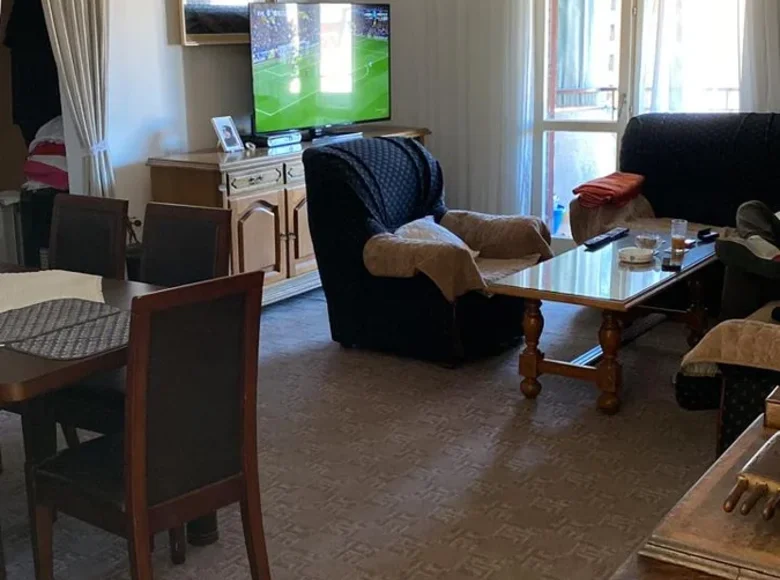 2 bedroom apartment 67 m² Skaljari, Montenegro