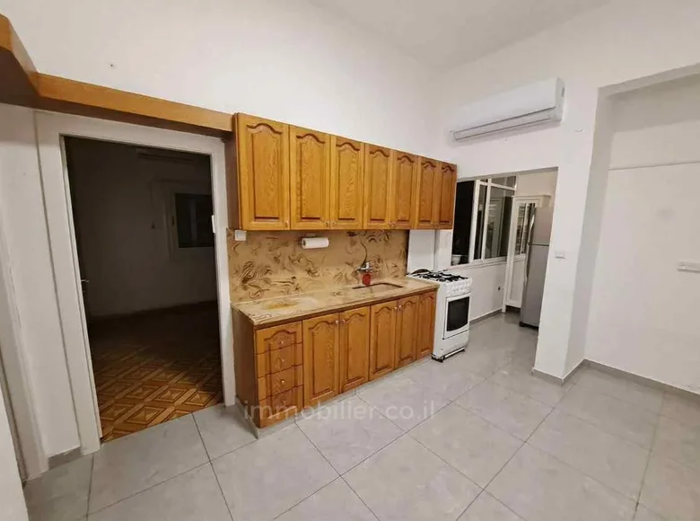 Квартира 3 комнаты 55 м² Тель-Авив, Израиль