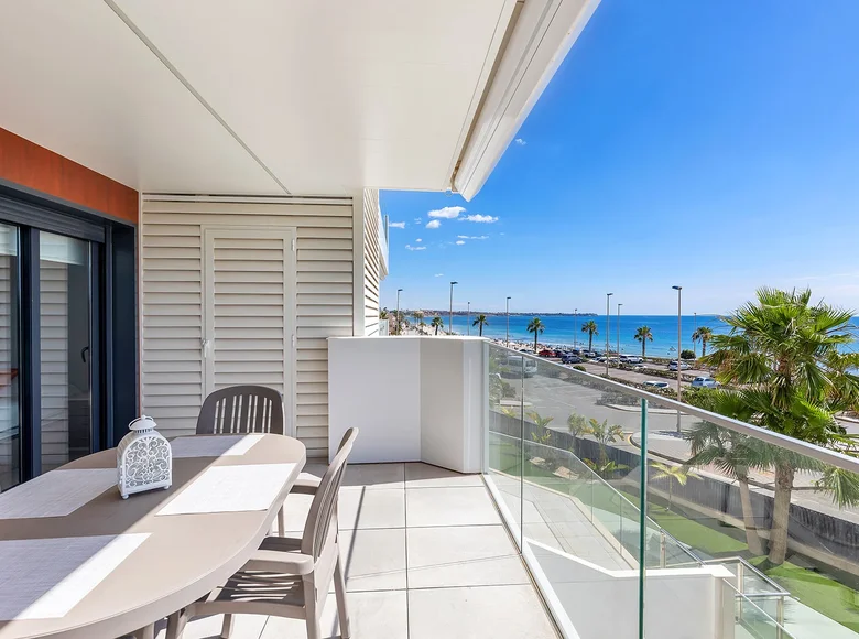 Mieszkanie 2 pokoi 79 m² Pilar de la Horadada, Hiszpania